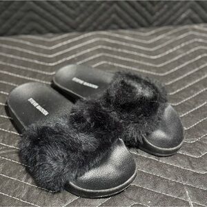 Steve Madden Plush Black Slide Slippers